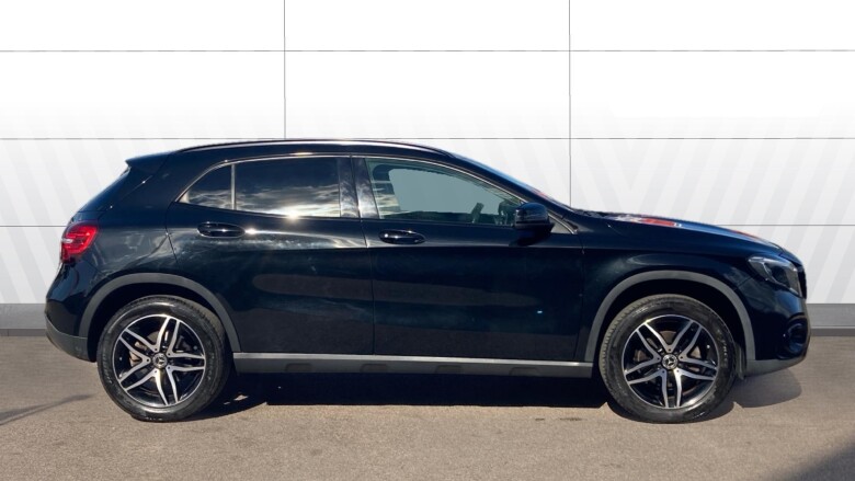 Mercedes-Benz GLA 180 Urban Edition 5dr Petrol Hatchback